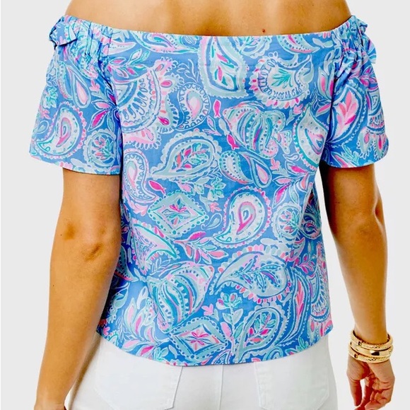 NWT Lilly Pulitzer Top Tamara Off-the-Shoulder Blue Pink Fish Women’s Size M - Picture 2 of 14